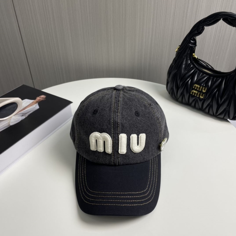 M*um*u